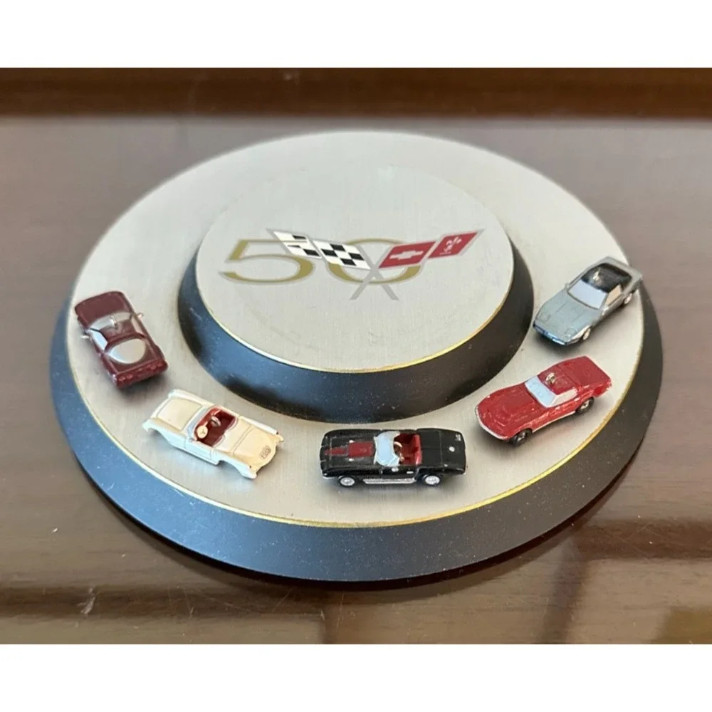 Hallmark Keepsake Ornament GM Join The Caravan Corvette 50th‎ Anniversary 2003